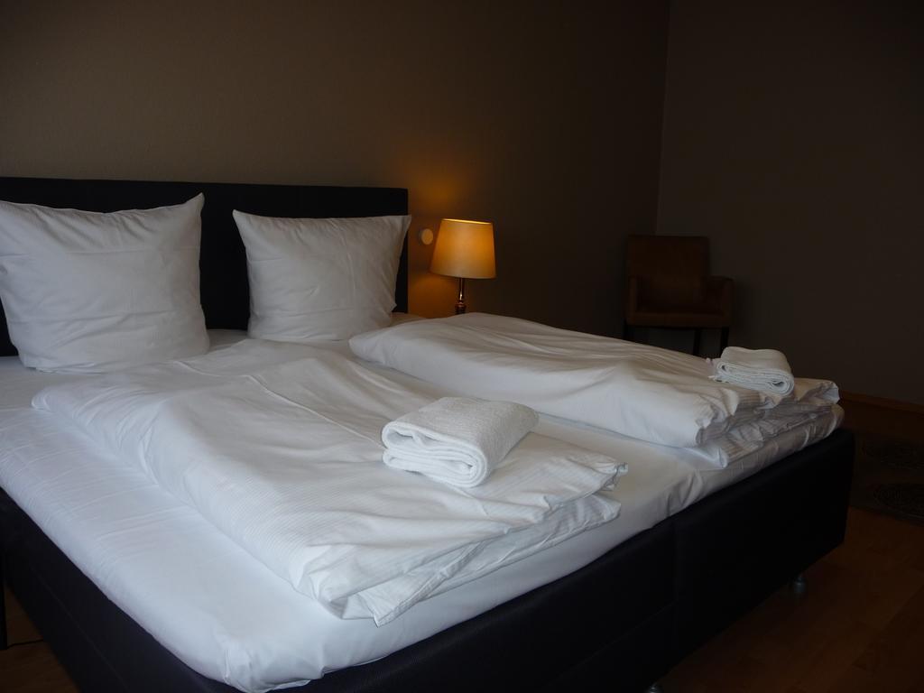 Hotel Restaurant Felderbock Nussloch ภายนอก รูปภาพ