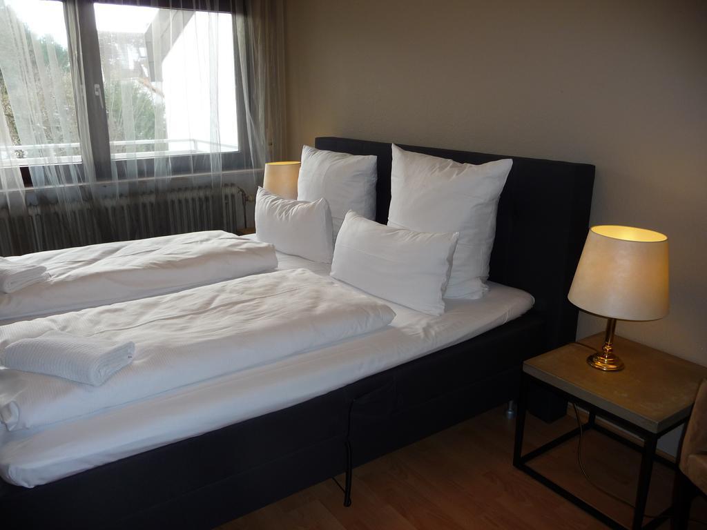 Hotel Restaurant Felderbock Nussloch ภายนอก รูปภาพ