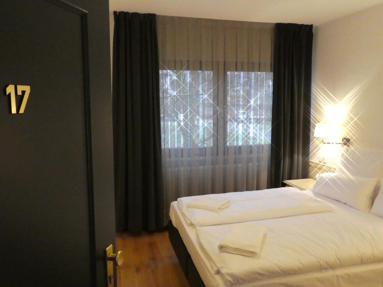 Hotel Restaurant Felderbock Nussloch ภายนอก รูปภาพ
